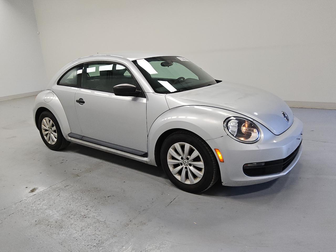 VOLKSWAGEN BEETLE