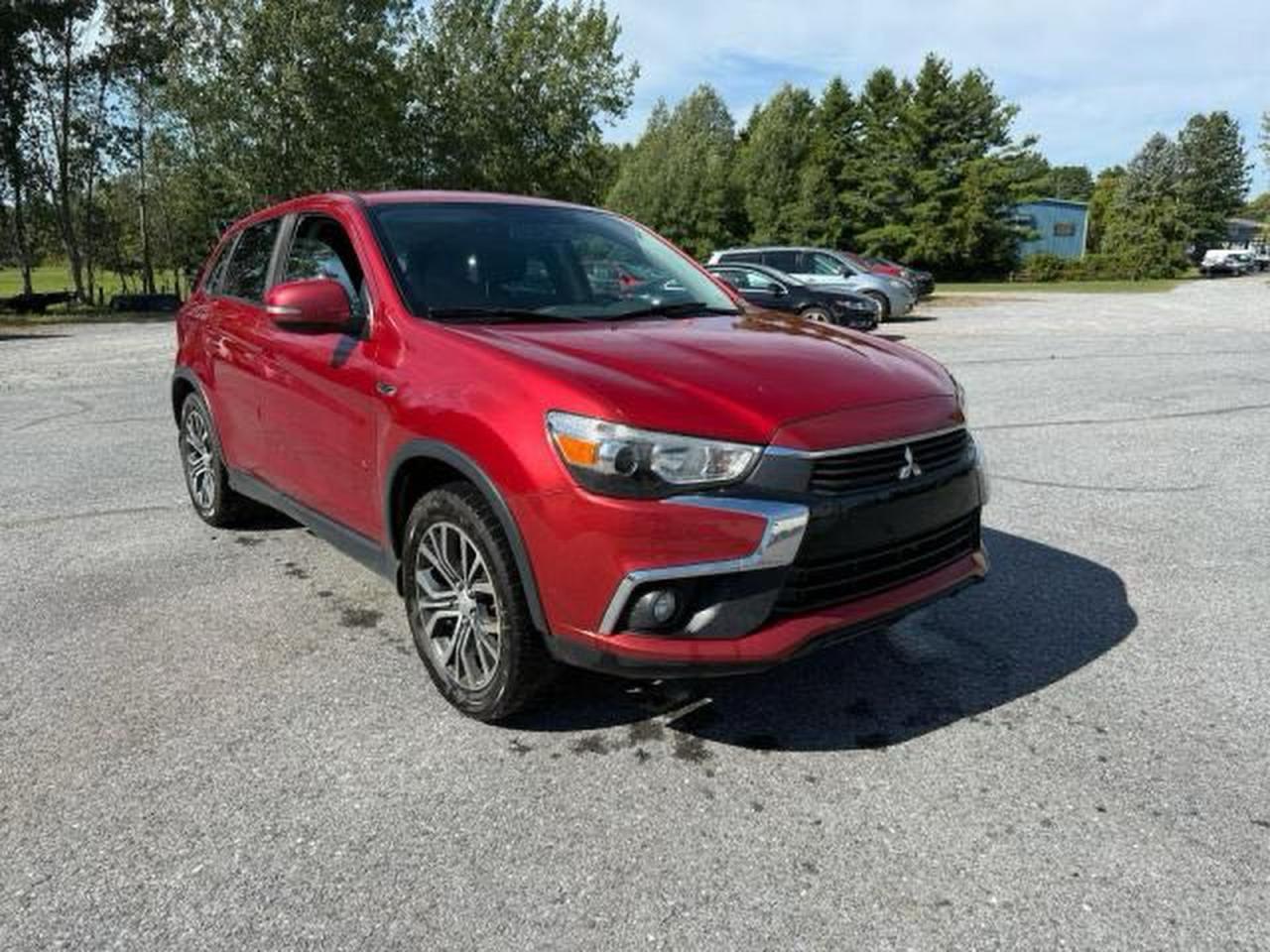 MITSUBISHI OUTLANDER ES