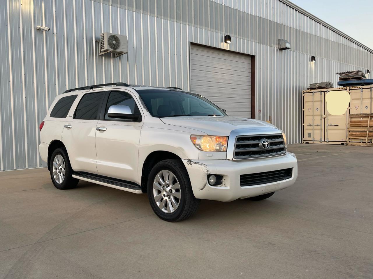 TOYOTA SEQUOIA PLATINUM