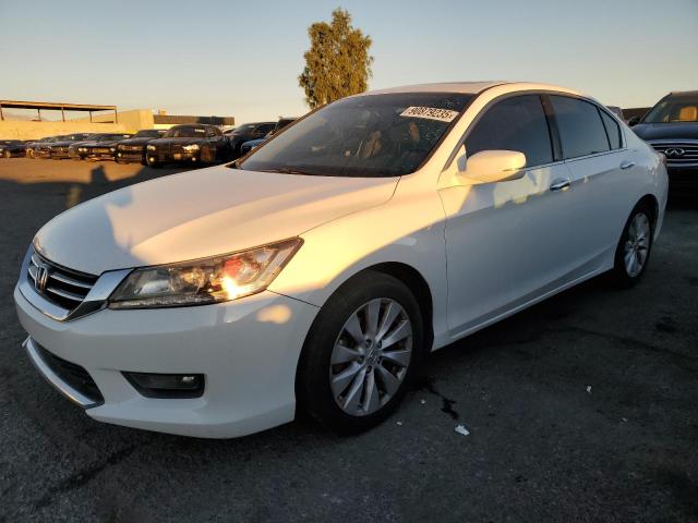 Global Auto Auctions: 2015 HONDA ACCORD TOU