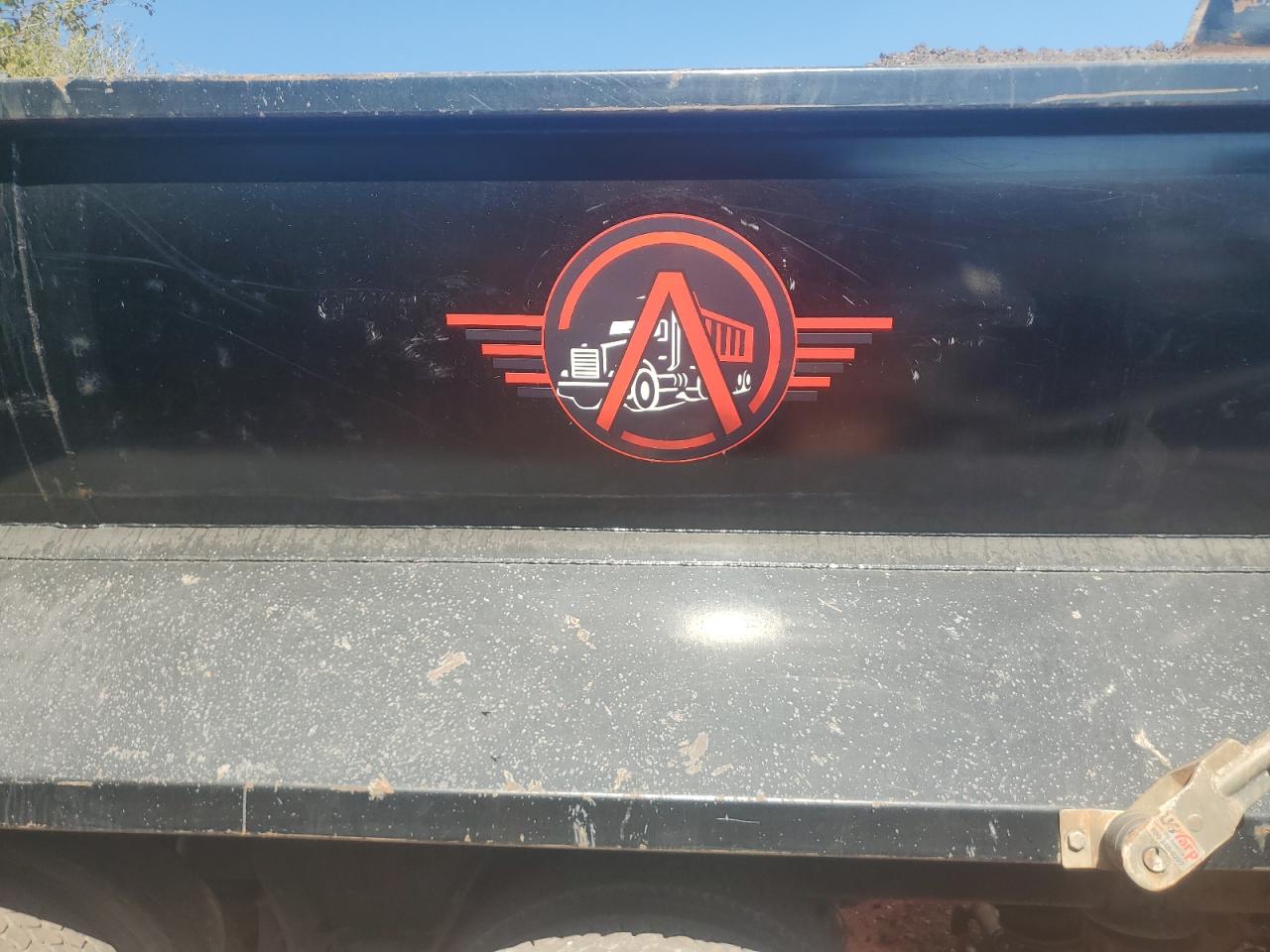 Lot #3297042515 2008 PETERBILT 365