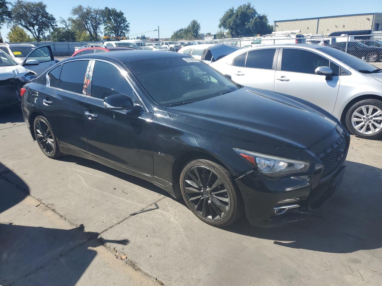 INFINITI Q50 PREMIUM