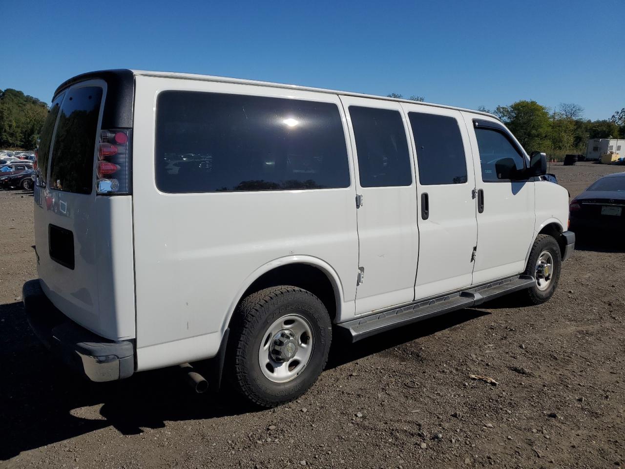 CHEVROLET EXPRESS LT