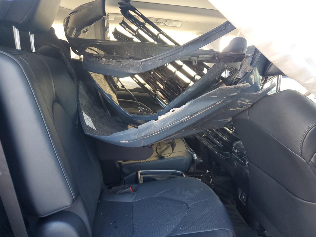 TOYOTA HIGHLANDER XLE