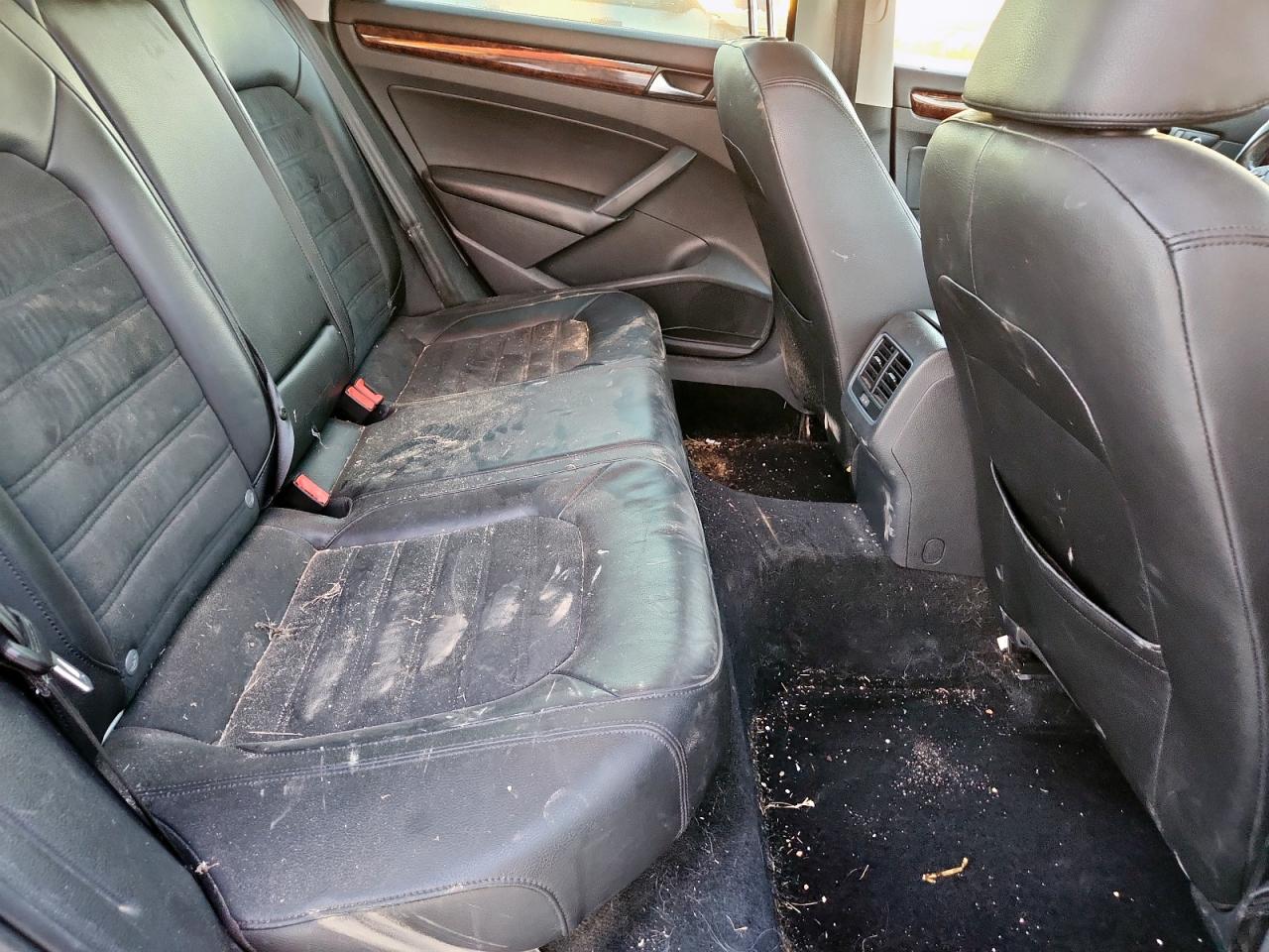 VOLKSWAGEN PASSAT SEL