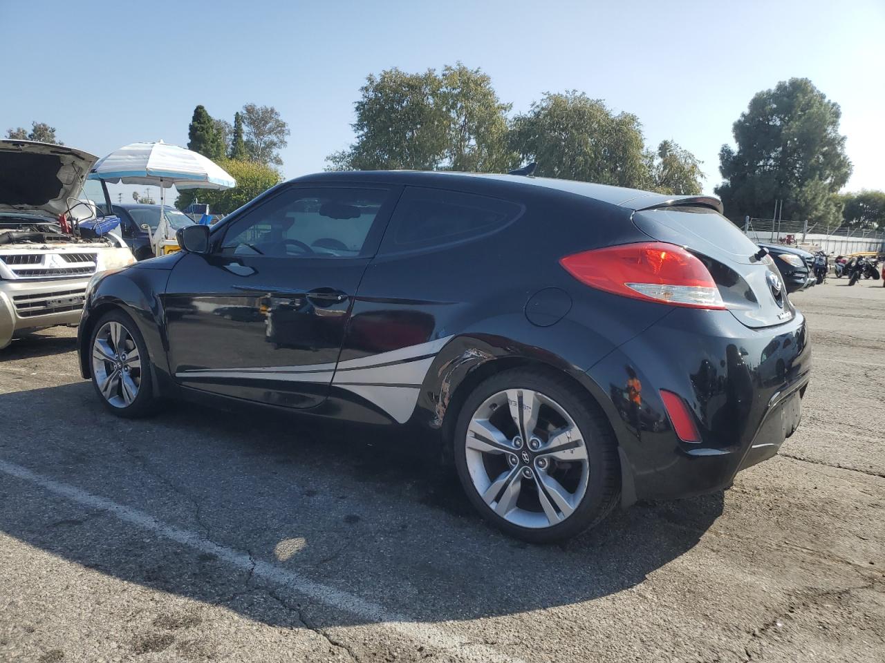 HYUNDAI VELOSTER