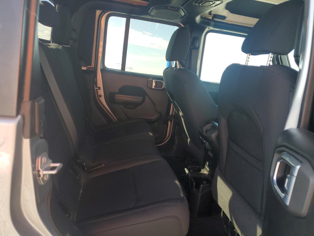 JEEP GLADIATOR SPORT