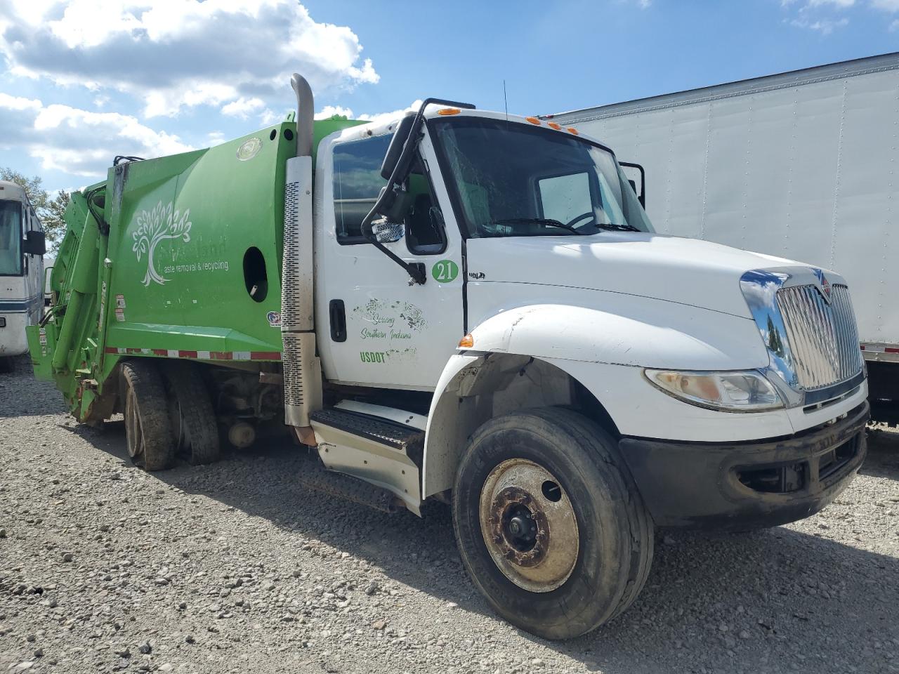 Lot #3285784661 2018 INTERNATIONAL 4000 4300