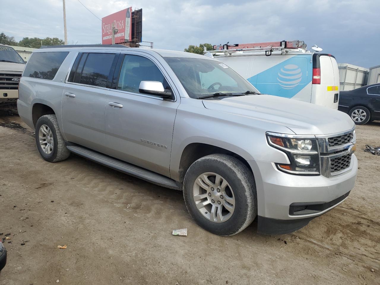 CHEVROLET SUBURBAN K1500 LT