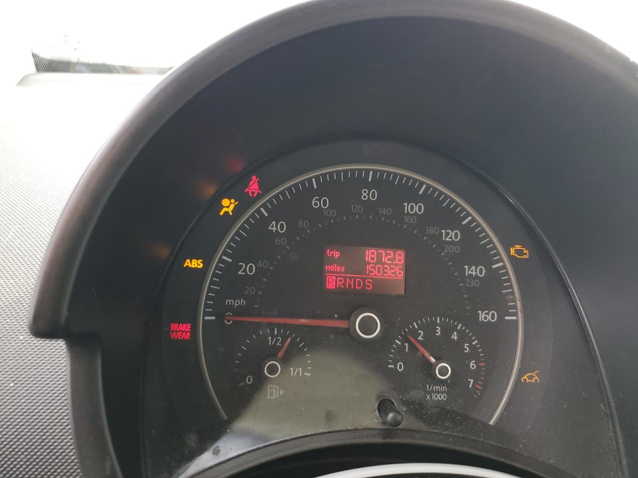 VOLKSWAGEN BEETLE NEW BEETLE