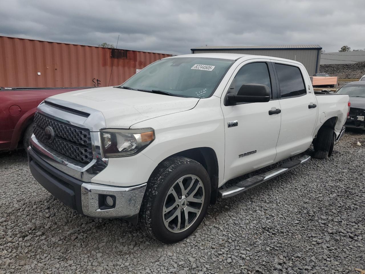 TOYOTA TUNDRA CREWMAX SR5