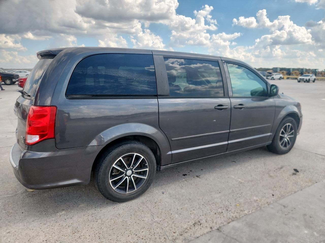 DODGE GRAND CARAVAN R/T