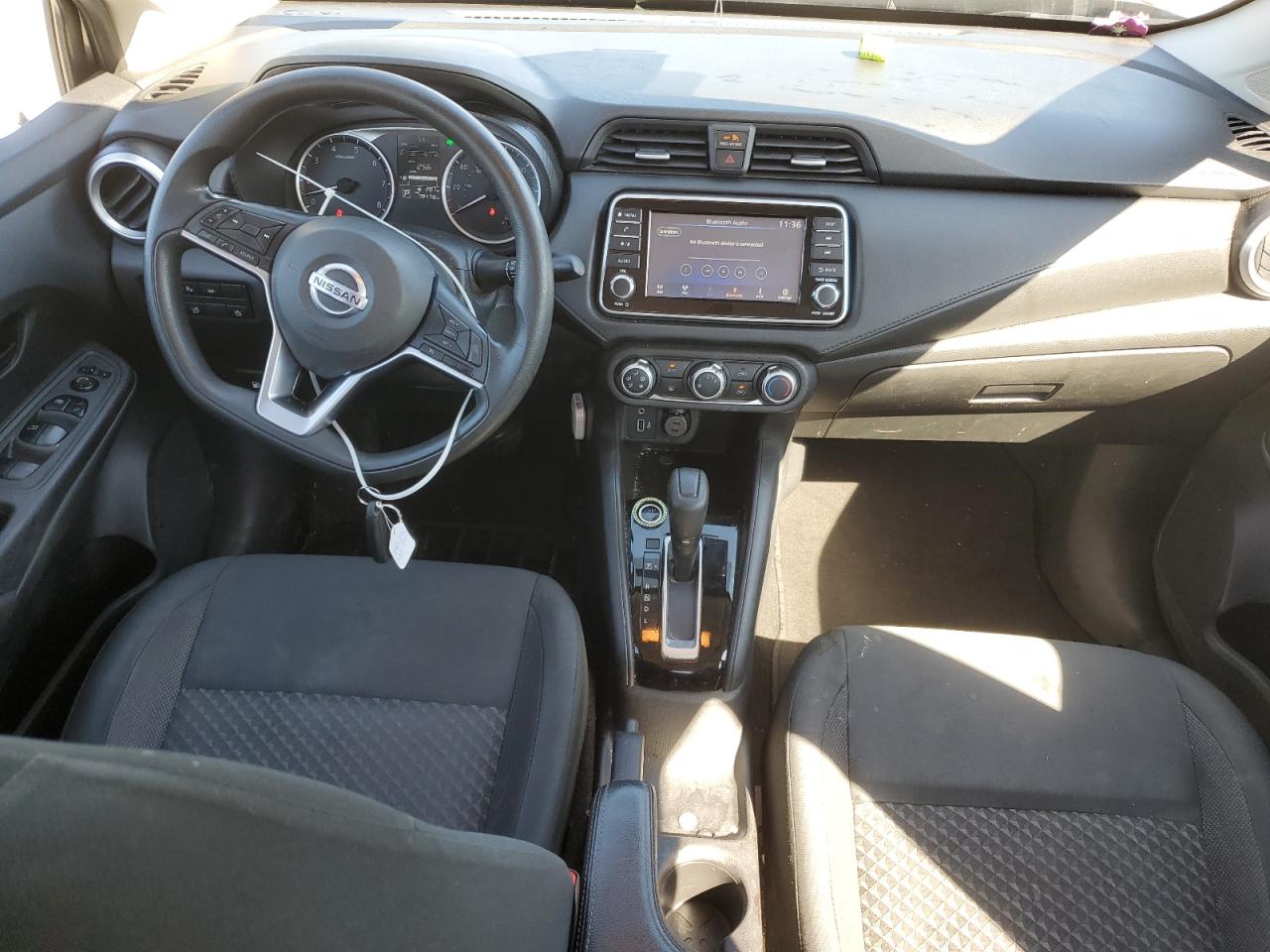 NISSAN VERSA S