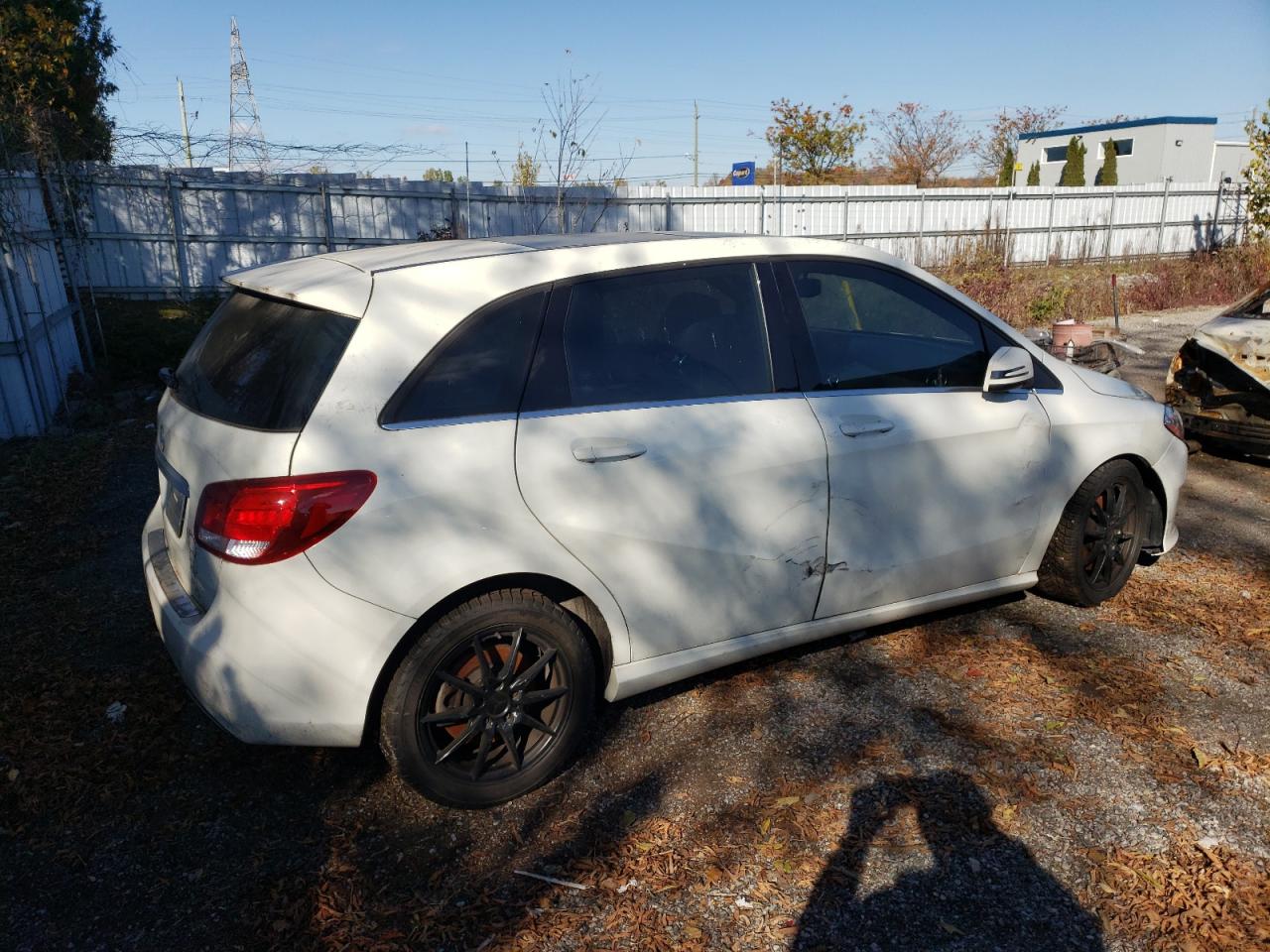 MERCEDES-BENZ B-CLASS B250