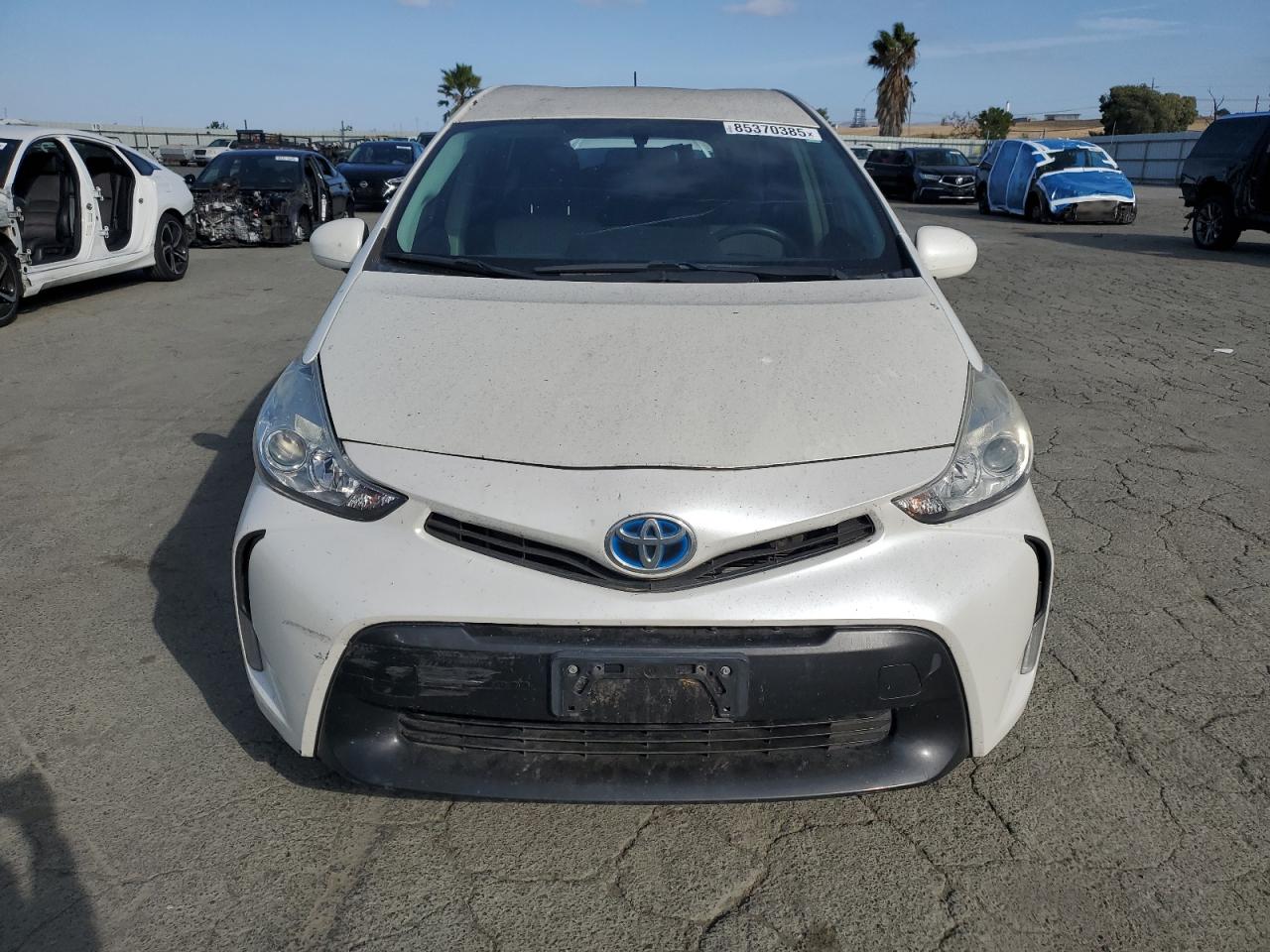 TOYOTA PRIUS V