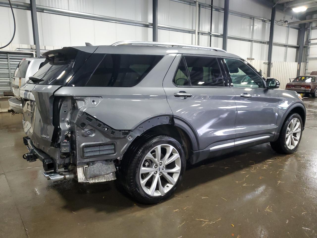 FORD EXPLORER PLATINUM