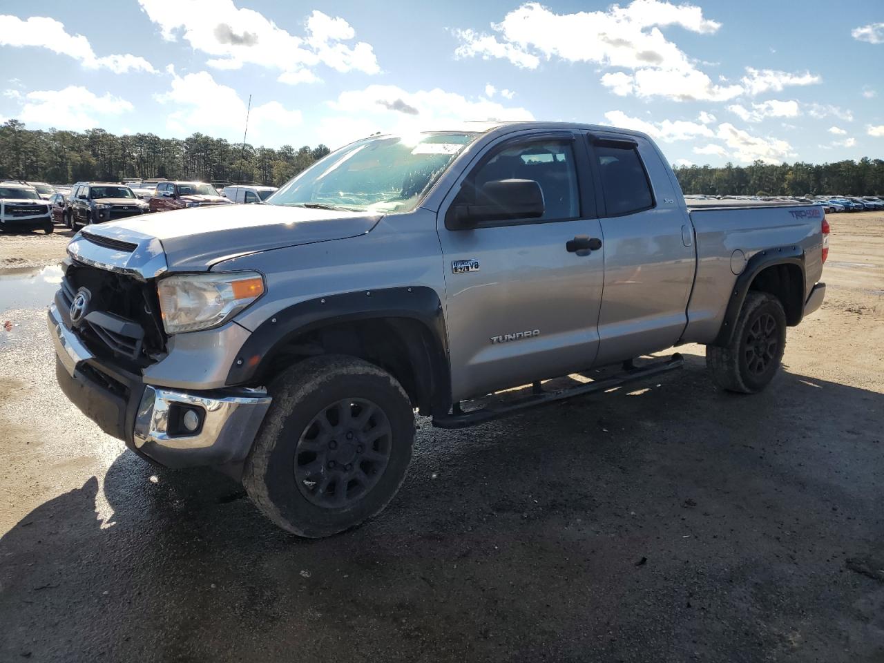 TOYOTA TUNDRA DOUBLE CAB SR