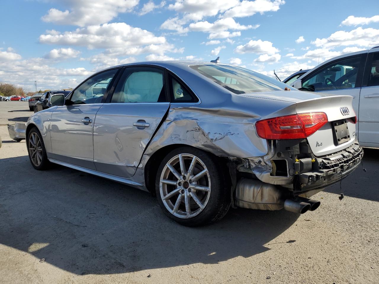 AUDI A4 PREMIUM PLUS S-LINE