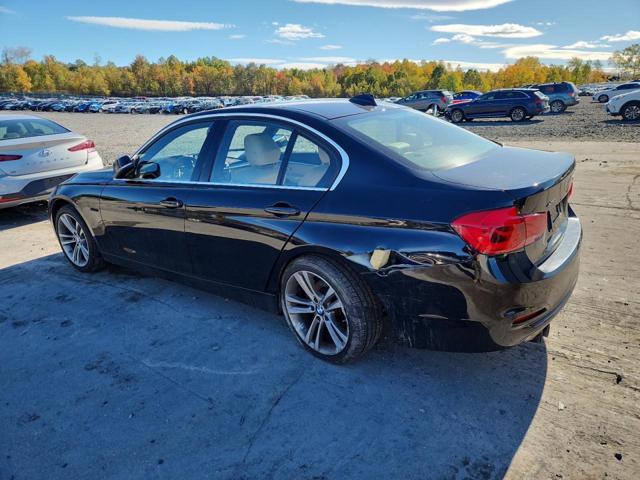 Lot #3301969420 2018 BMW 330 XI