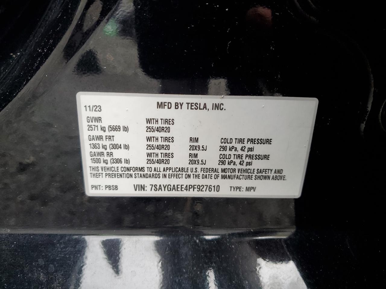 TESLA MODEL Y