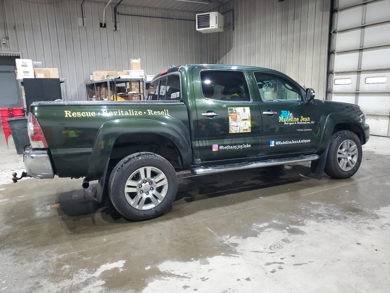 TOYOTA TACOMA DOUBLE CAB