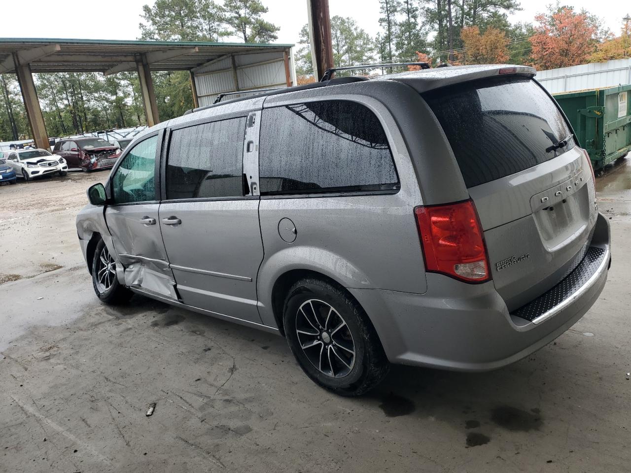 Lot #3290061282 2017 DODGE GRAND CARA