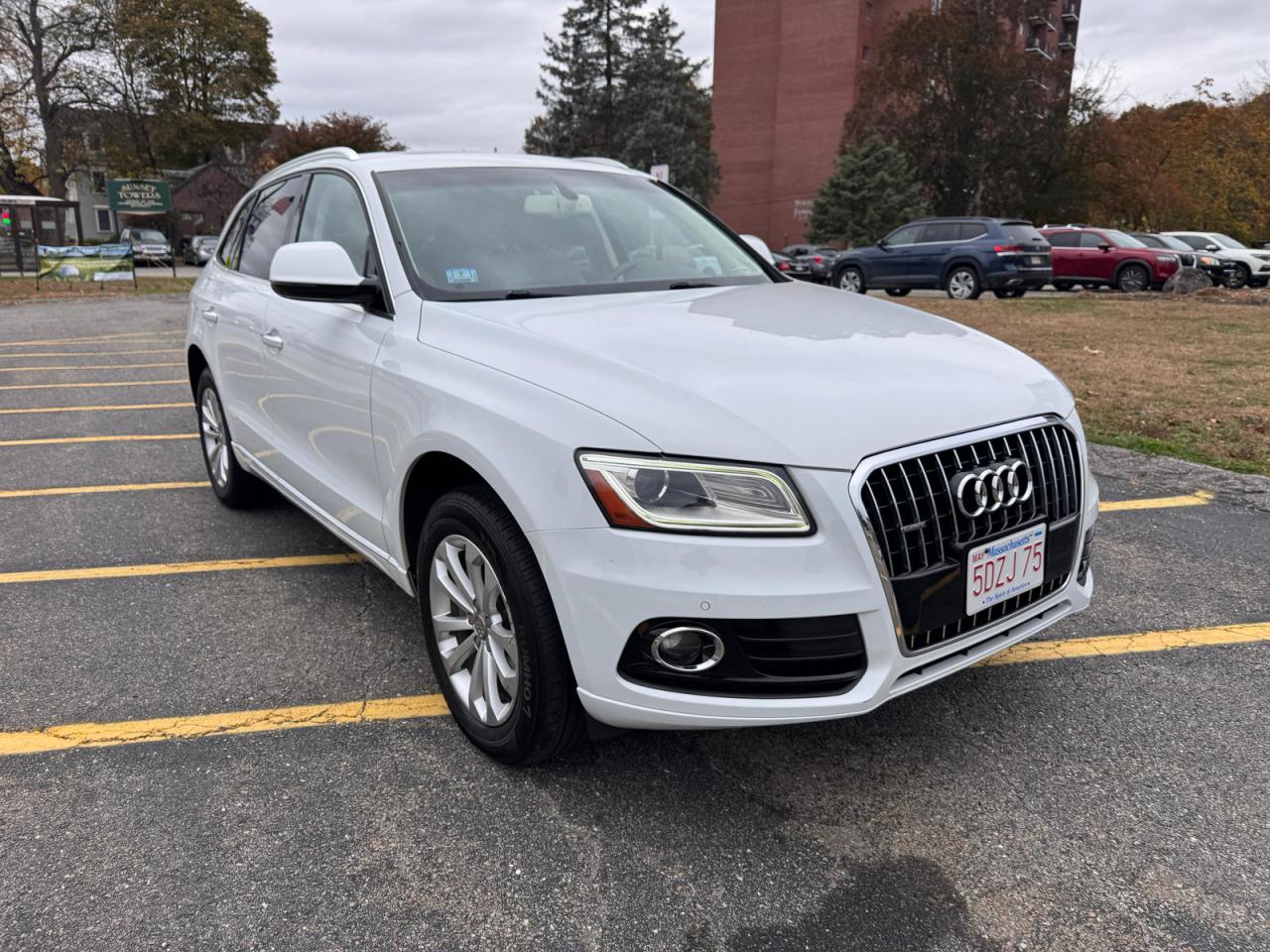 AUDI Q5 PREMIUM PLUS