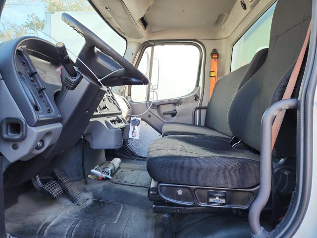 2015 FREIGHTLINER M2 #3296364159