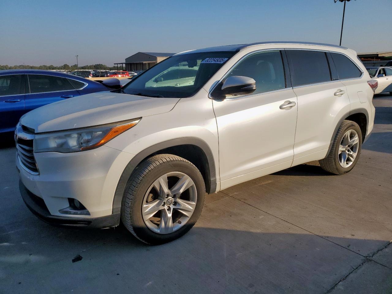 TOYOTA HIGHLANDER LIMITED