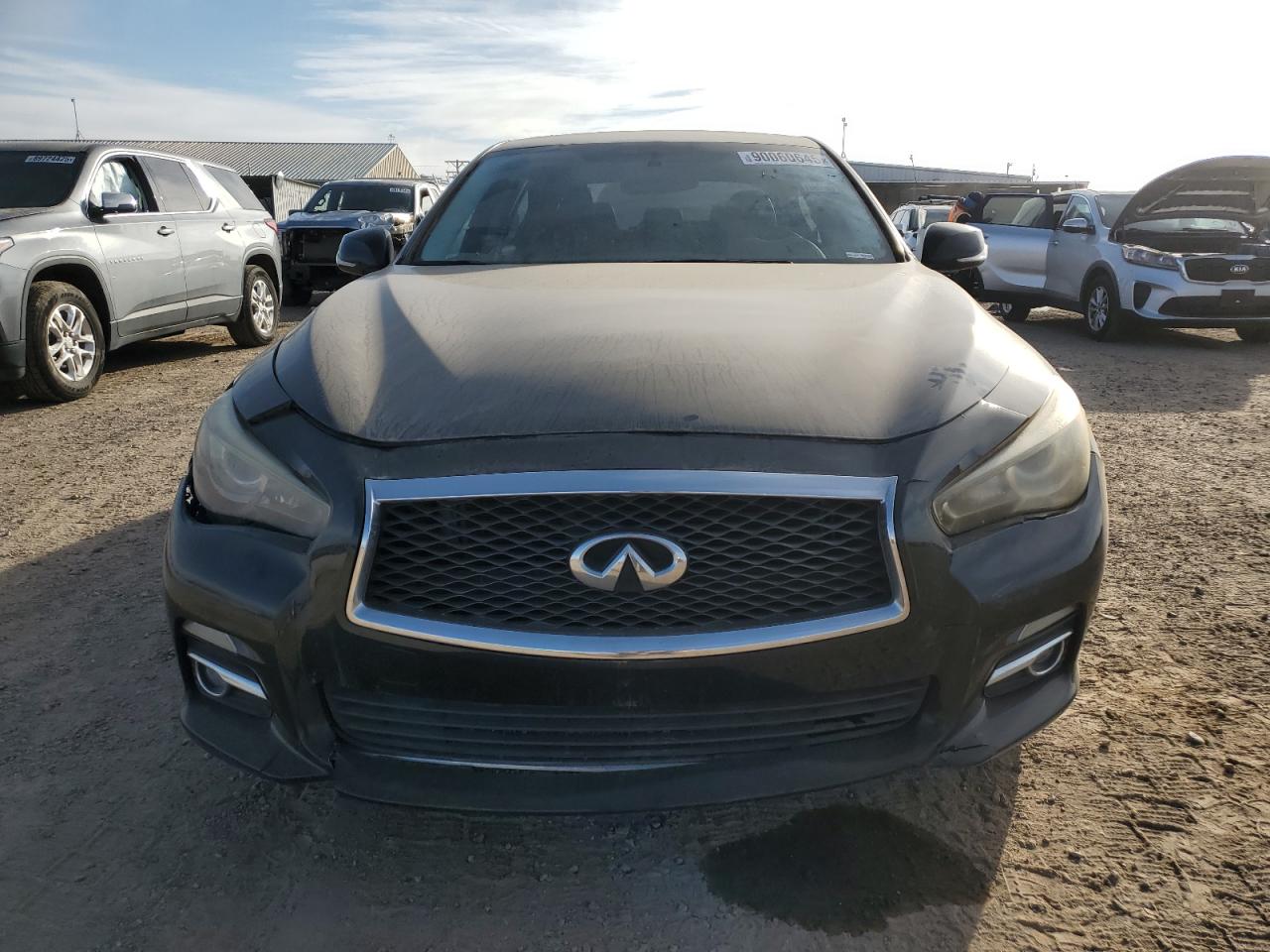 INFINITI Q50 BASE