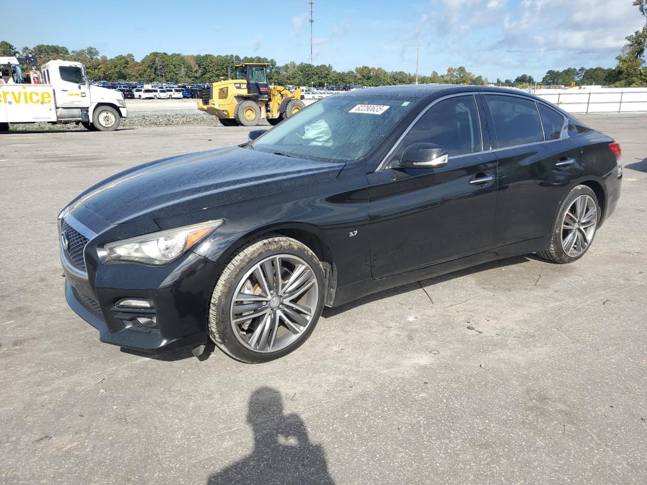 INFINITI Q50 BASE