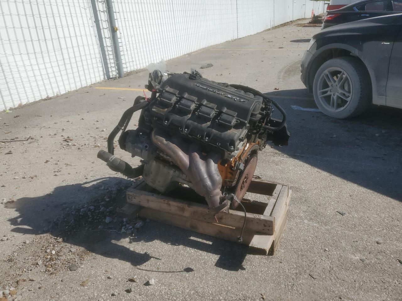 DODGE CHALLENGER SRT 392