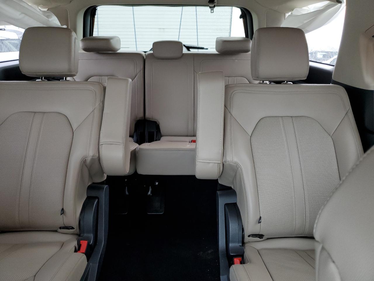 FORD EXPEDITION LIMITED