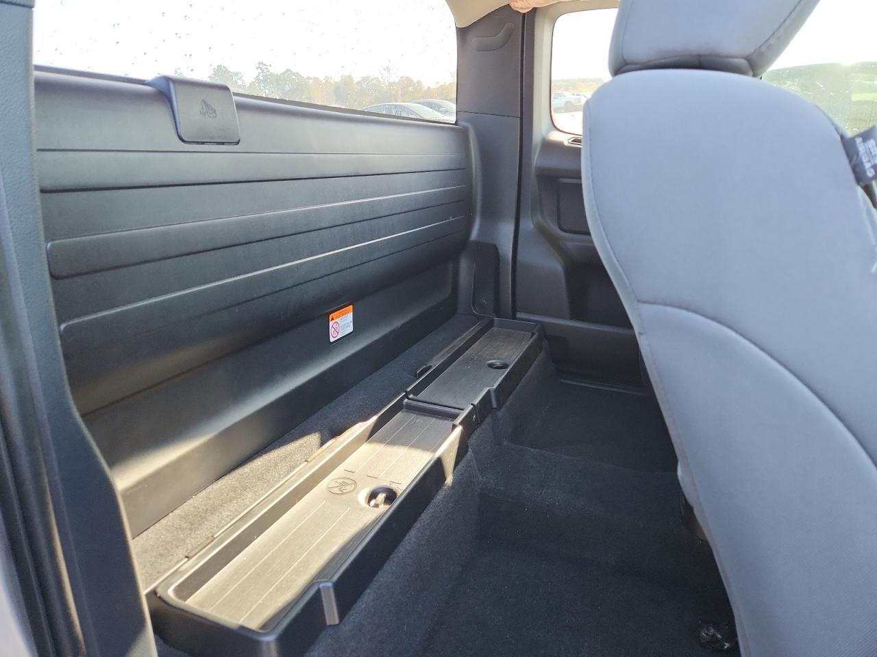 TOYOTA TACOMA ACCESS CAB