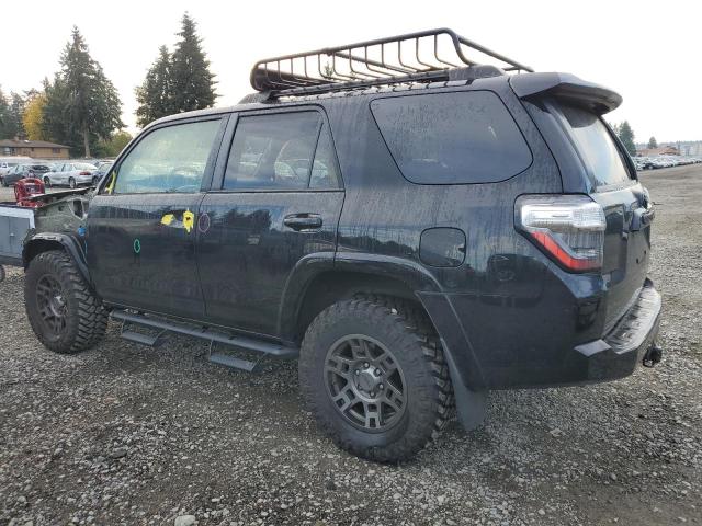 2020 TOYOTA 4RUNNER SR JTEBU5JRXL5835873