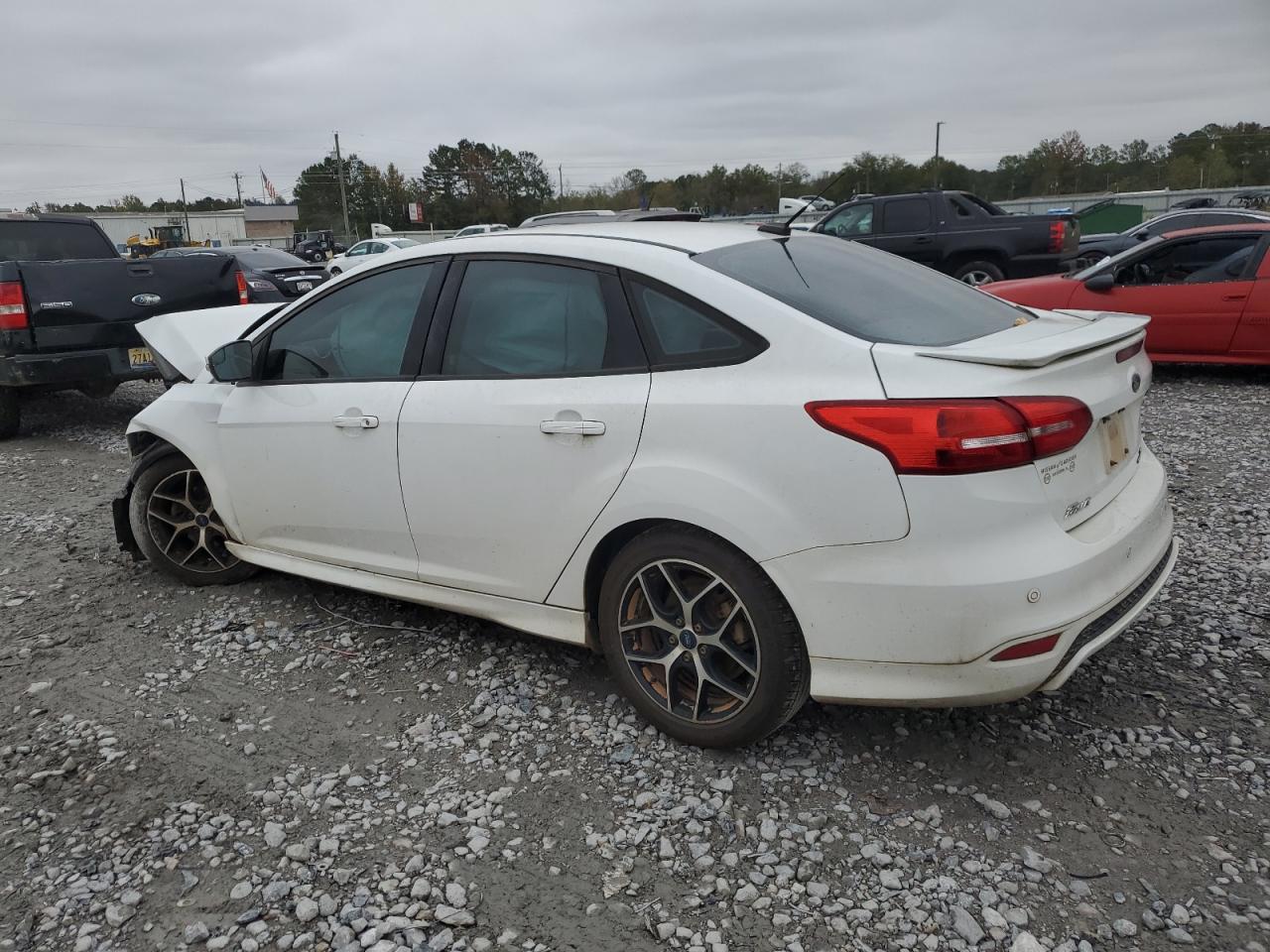 FORD FOCUS SE