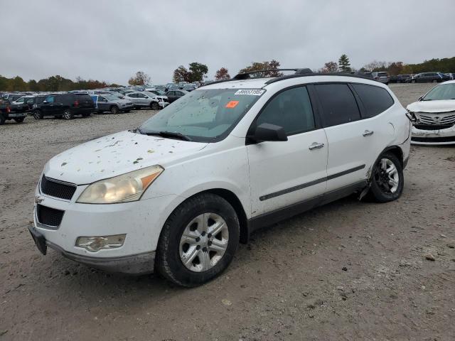 CHEVROLET TRAVERSE LS