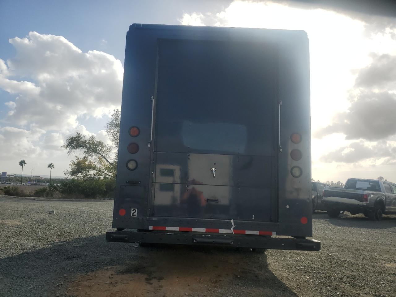 Lot #3317732103 2020 FORD F59