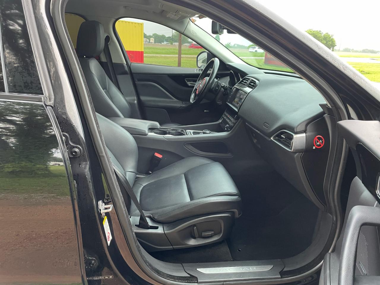 JAGUAR F-PACE PREMIUM