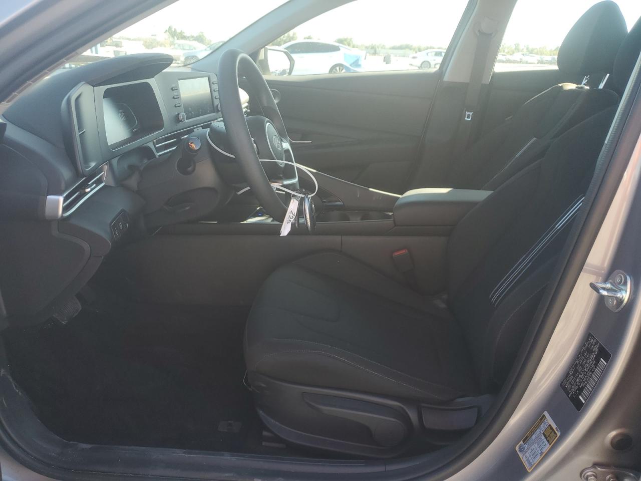 HYUNDAI ELANTRA BLUE