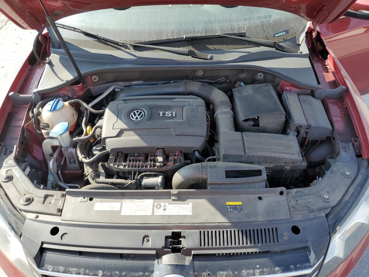 VOLKSWAGEN PASSAT SE