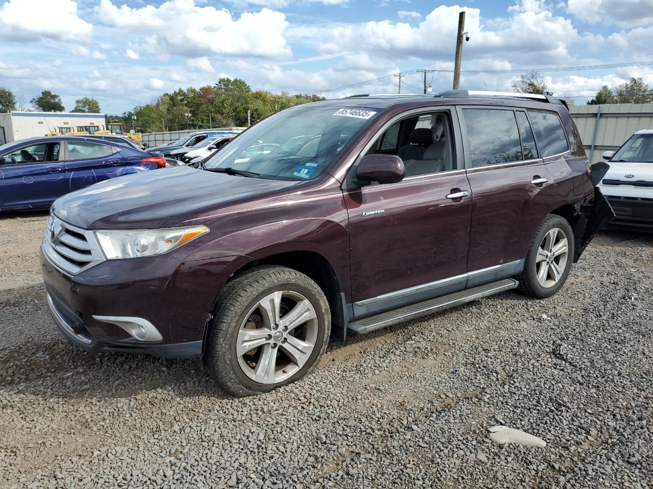 TOYOTA HIGHLANDER LIMITED