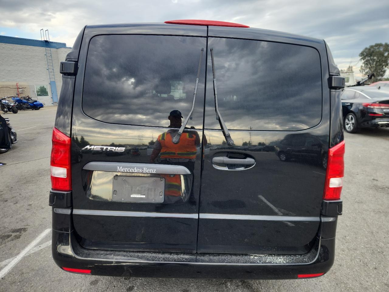 MERCEDES-BENZ METRIS