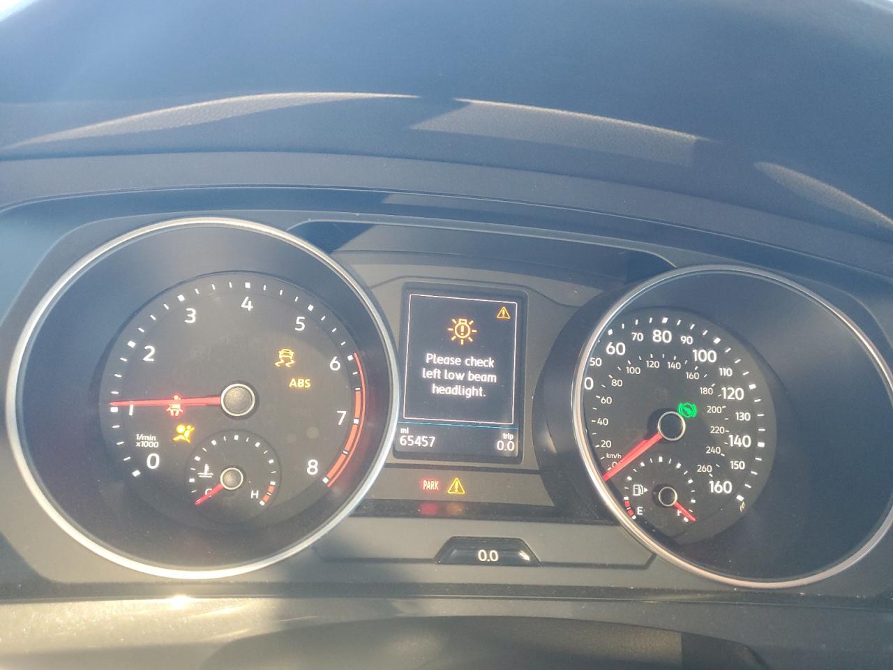 VOLKSWAGEN TIGUAN SE