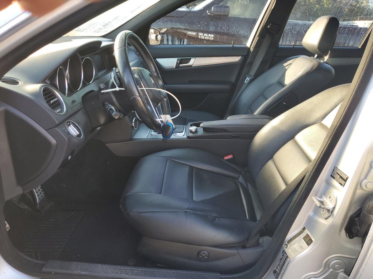 MERCEDES-BENZ C-CLASS 250