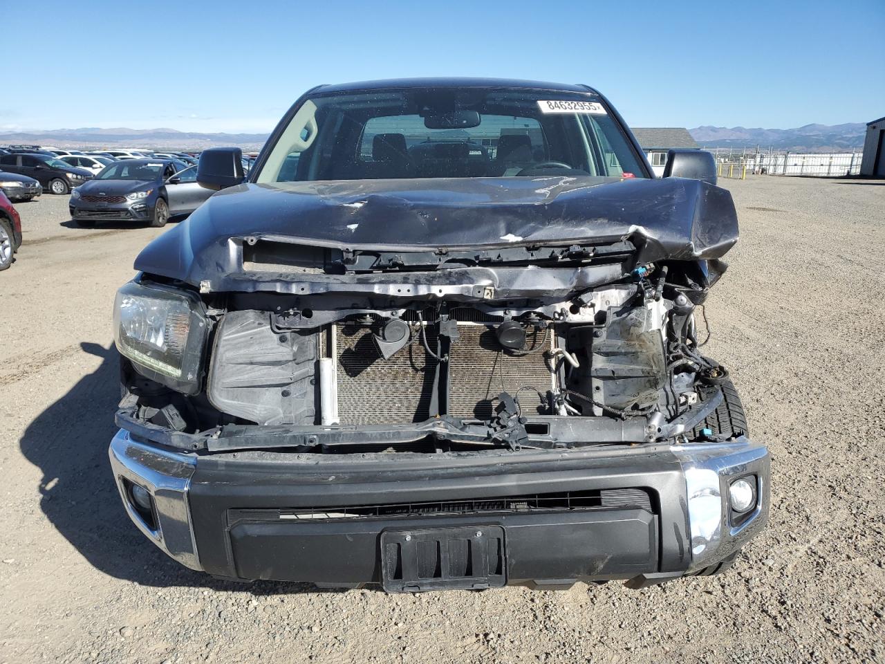 TOYOTA TUNDRA CREWMAX SR5