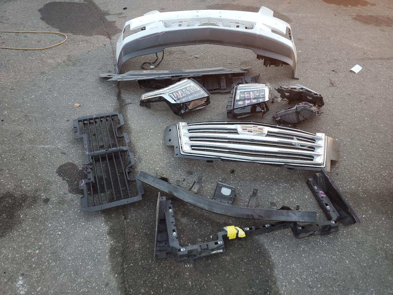 CADILLAC ESCALADE PLATINUM