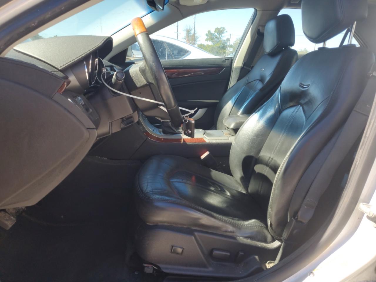 CADILLAC CTS LUXURY COLLECTION