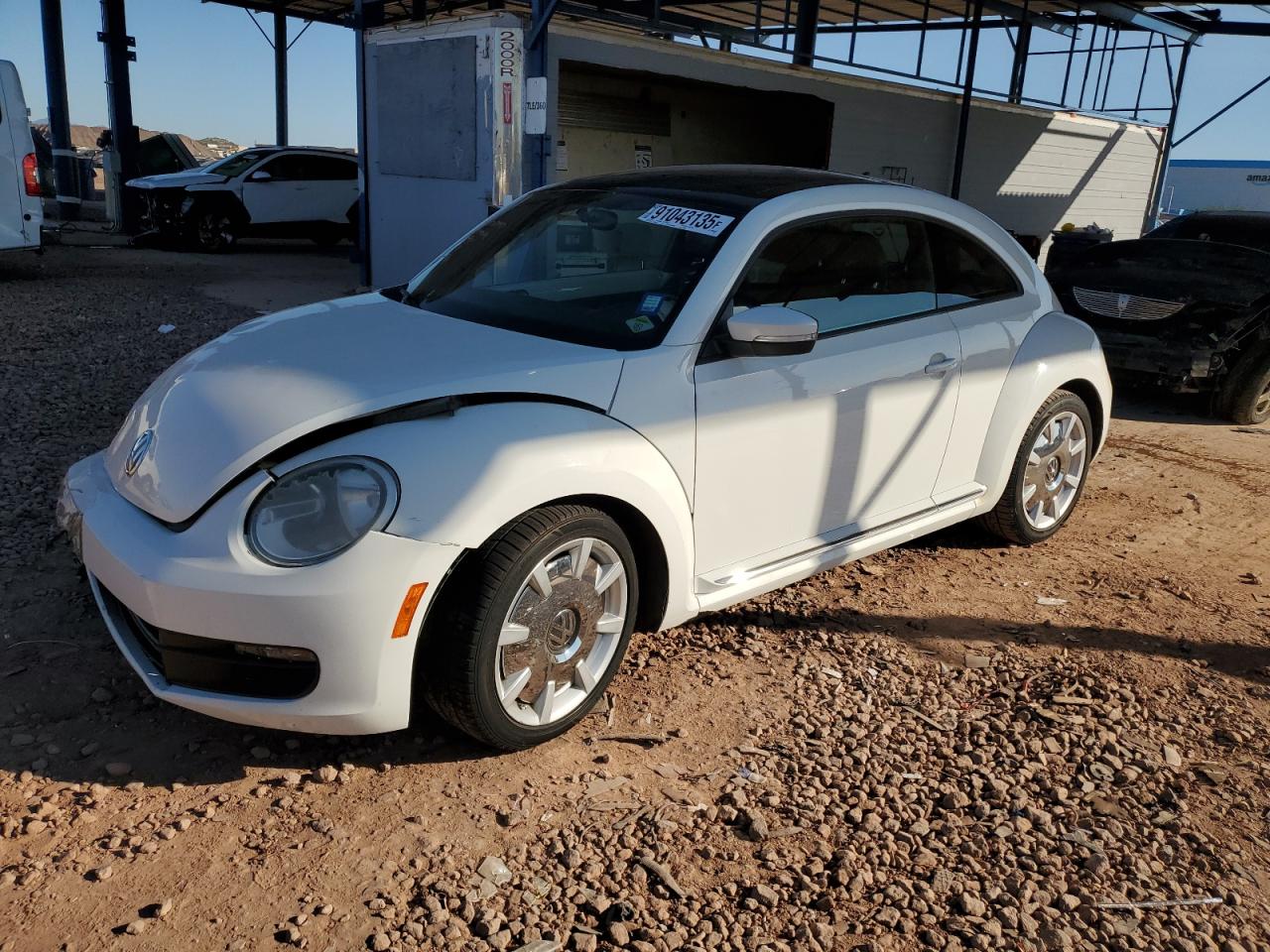 VOLKSWAGEN BEETLE