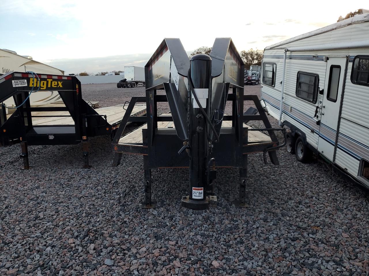 Lot #3287621019 2024 DIAMOND T 10228DTF